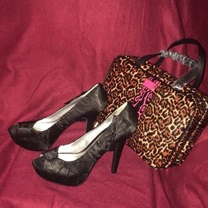 Black 4 inch heels